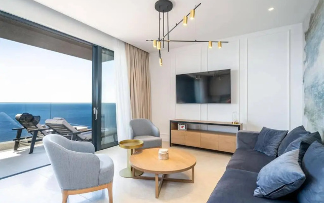 New&Luxury 5* with an Amazing View - Pure Apartment