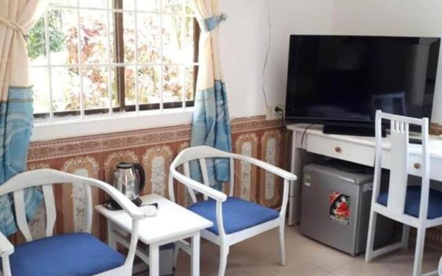 Duong Sat Hotel by ZUZU