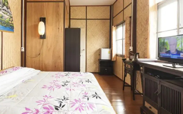 Traditional Thai Teakwoodhouse