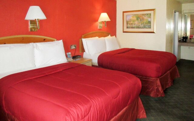 Rodeway Inn & Suites