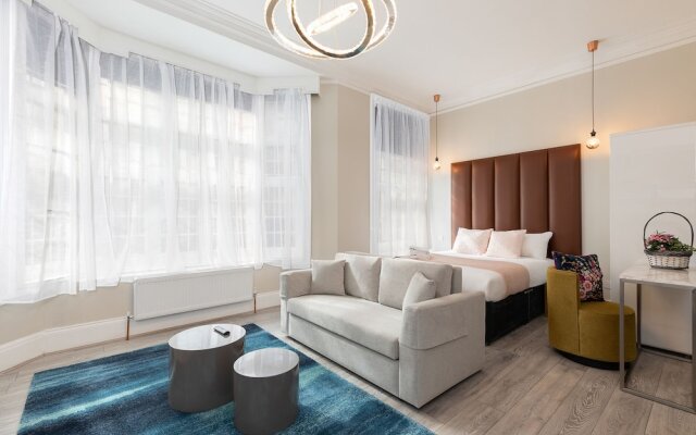 Luxurious Air Conditioned Apt High Street Kensington
