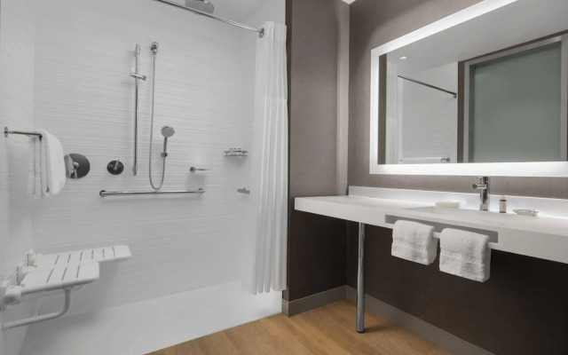 AC Hotel Fort Lauderdale Sawgrass Mills / Sunrise