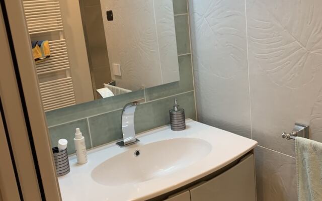 Magnolias Garda - Near Mokai Beach