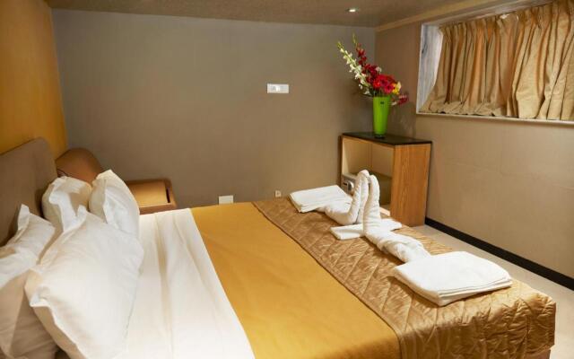 Summer Plaza Resort
