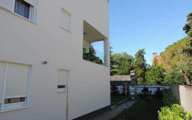 Apartment Tajana Residence
