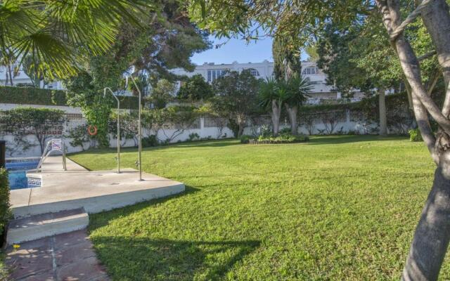 Shiny Studio with Pool & Carihuela Beach at 500m