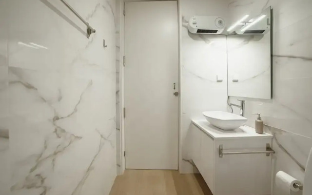 Carmo Residence Porto - S Helena by Vacationy
