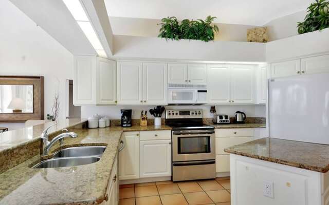 Colonial Home #12972