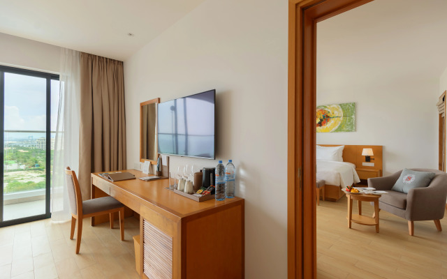 Selectum Noa Resort Cam Ranh