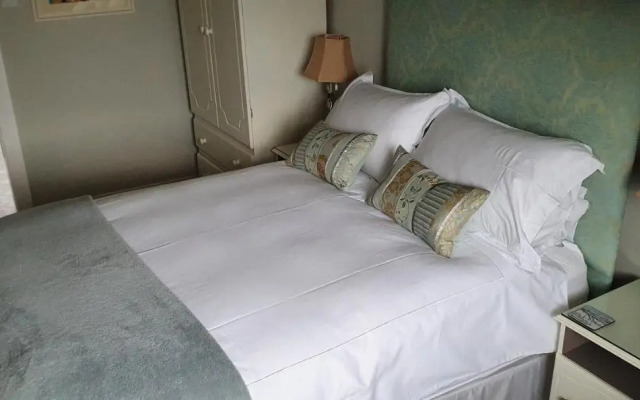 Grove Bed & Breakfast