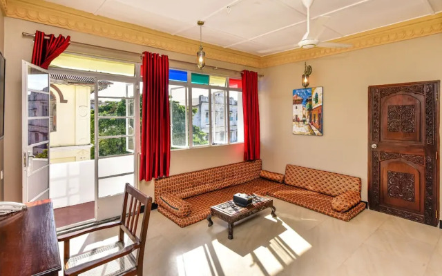 Tembo House Hotel
