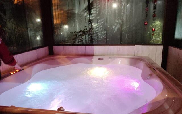 Locar-in Gramado - Meu Cantinho na Serra 10 pax