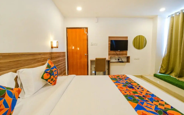 Fabhotel Wr Grand I
