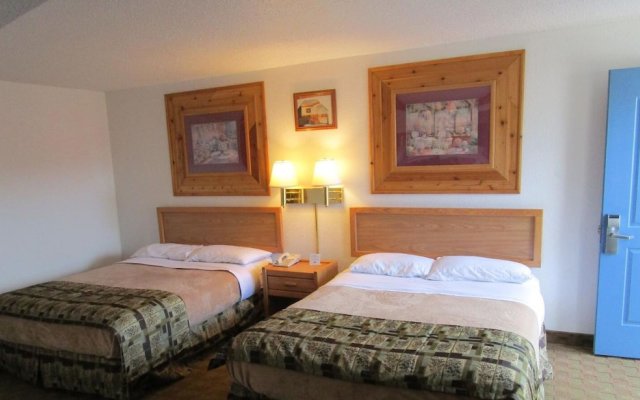 North Country Inn & Suites