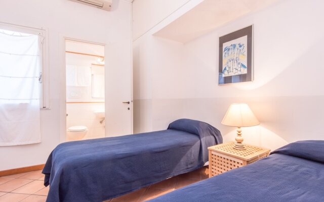 RSH Giulia Enchanting Apartment View