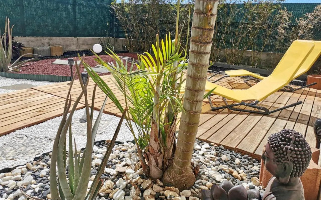 T3 - Le Frangipanier - 66m2 - Terrasse & Jacuzzi