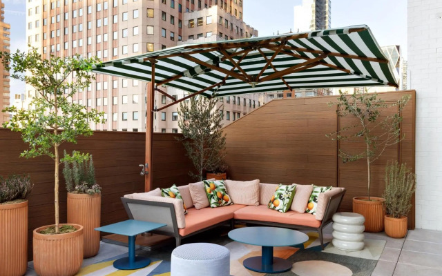 Kimpton Theta New York - Times Square by IHG