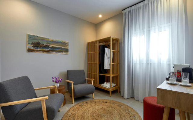 Lotus Rise Hotel
