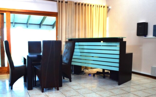 Empoza Sea View Guest House