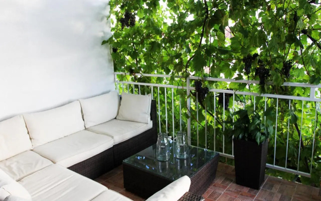 Apartments Fani 3421