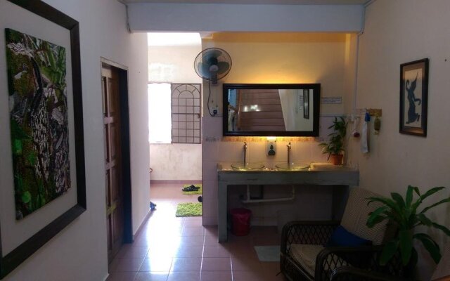 Roof Top Guest House Melaka