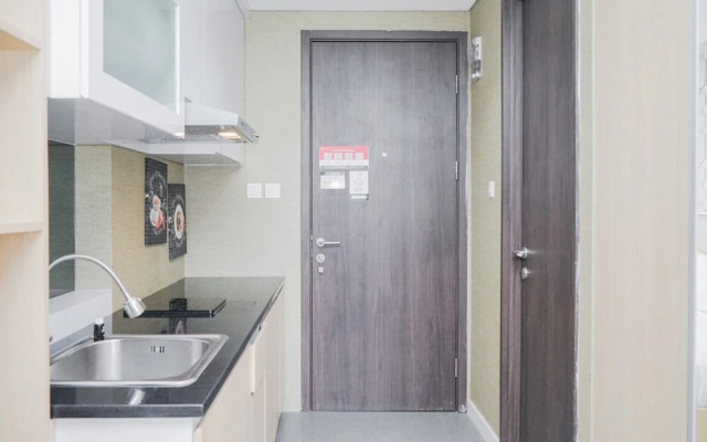 Spacious and Compact Studio Room at Bintaro Icon Apartment