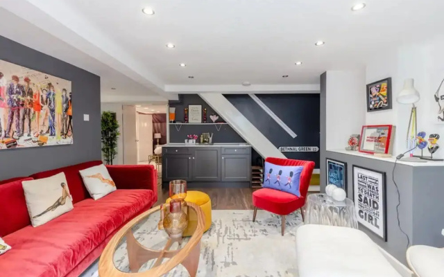 Swanky Apartment in Bethnal Green With Garden