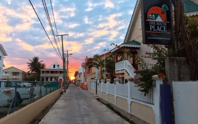 One South Place Hotel