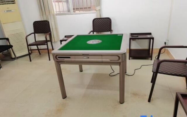Sanfeng Apartment