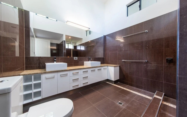 La Casa - Airlie Beach