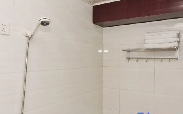 Yuping Juxianlou Hotel