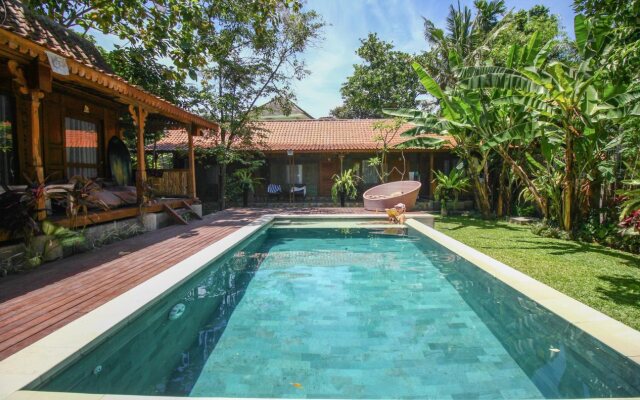 Maha Mustika Beach Inn