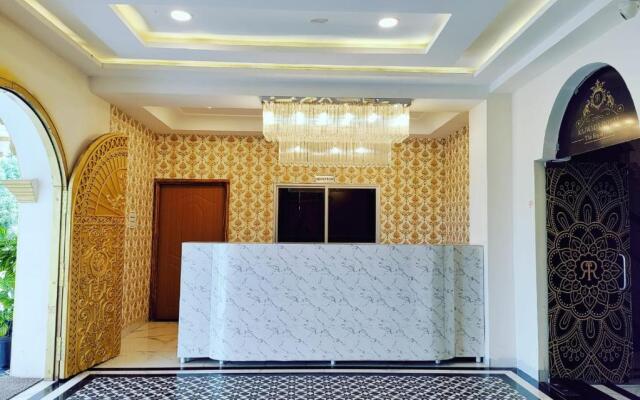 Hotel Rajwada Resort