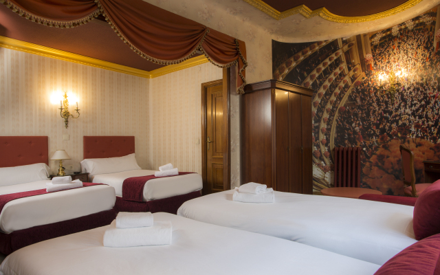 Casual del Teatro Madrid Hotel