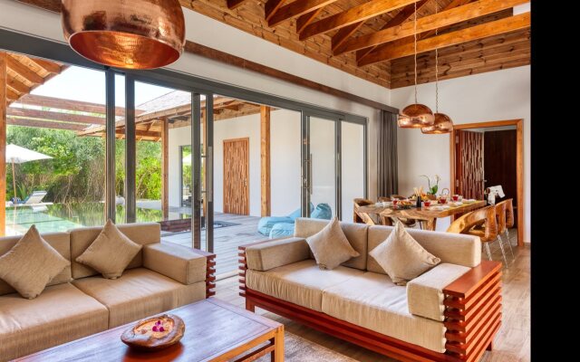 Kuredhivaru Resort & Spa Maldives