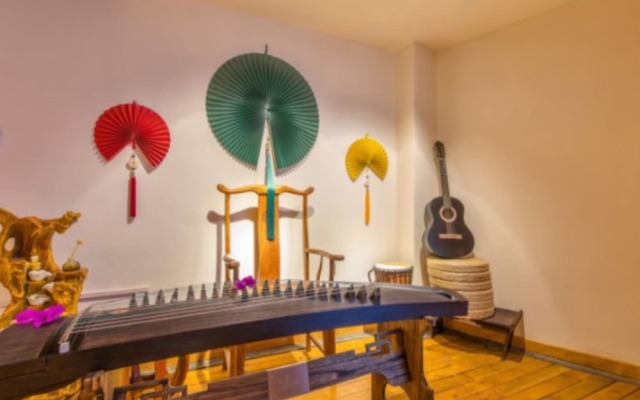 Yilanfenghua Hostel
