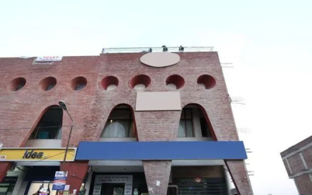 ZO Iconic Panchkula Sector 11