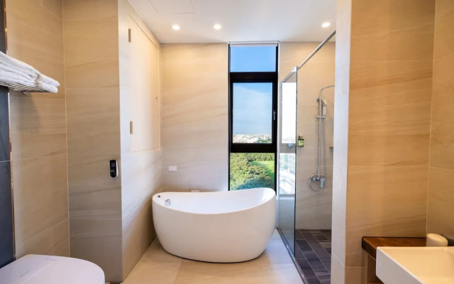 Euphoria Hotel