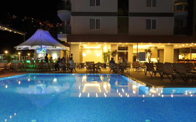 Vega Green Apart Hotel