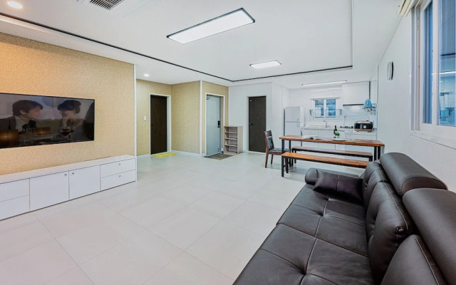 Clover spa pension