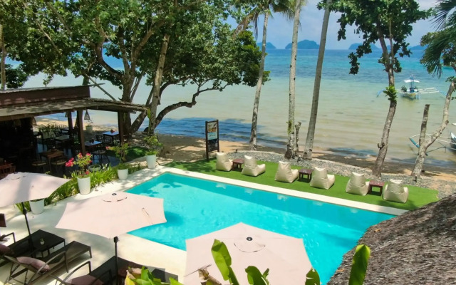 Last Frontier Beach Resort - Adults Only
