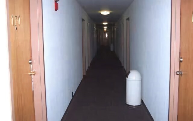 Knights Inn - Wilmington