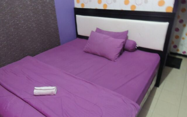 Ungu Nasional 2 Hotel