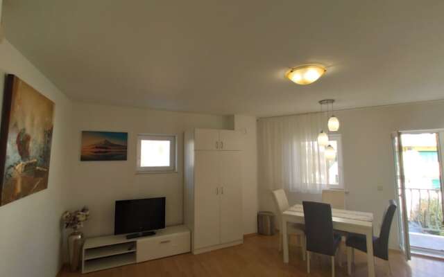 Beach Apartments with Pool