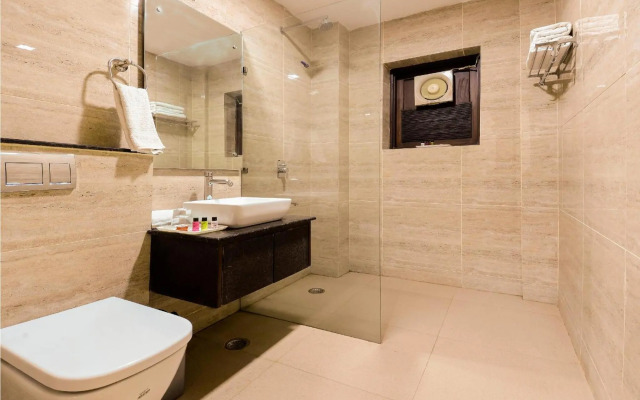 Hotel Ashish Palace