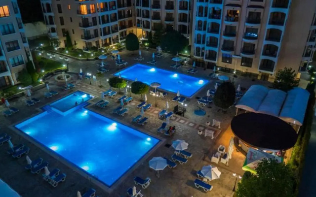 Apartment in Bendita Mare ApartHotel