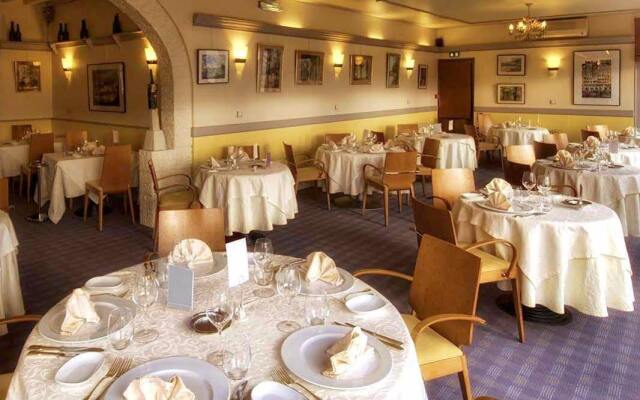 Logis Hôtel Le Coq Hardi