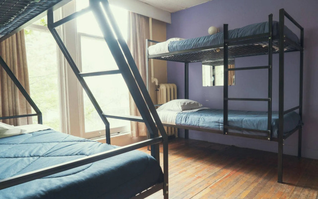 Cambie Hostel Gastown