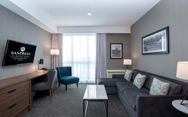 Sandman Signature Sherwood Park Hotel