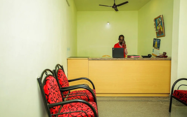 Oyo 26646 Hotel Aljemin